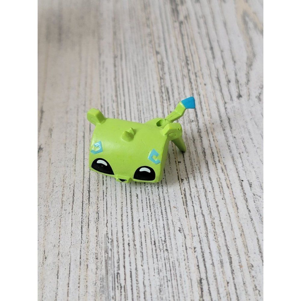 Lime‎ green Leopard cheetah mini toy figure safari